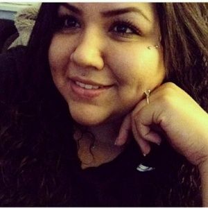 Meet your Posher, Jeanette